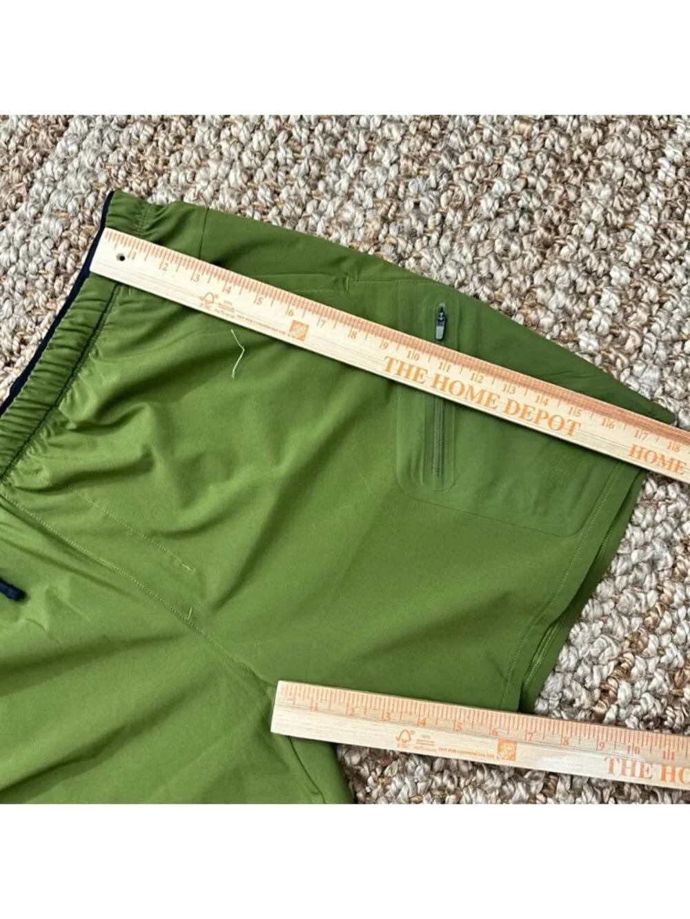 The North Face Men's Olive Green Active Outdoor Hiking Athletic Cargo Shorts XL